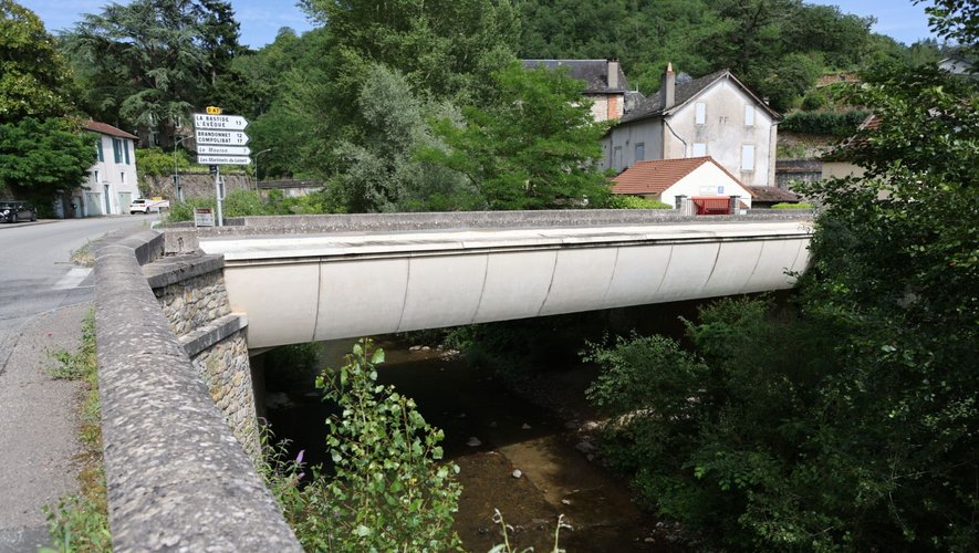 Le cadavre de la victime avait été découvert au pied du pont de l'Alzou à Villefranche-de-Rouergue.