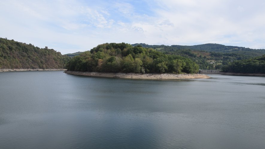 Ce n’est pas la sécheresse qui explique le faible niveau du lac de Castelnau-Lassouts mais des travaux de maintenance.