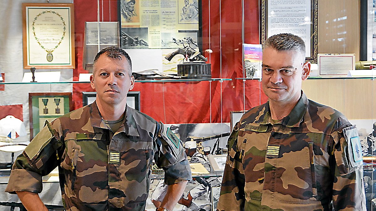 Aveyron : le colonel Riou à la tête de la Légion à La Cavalerie ...