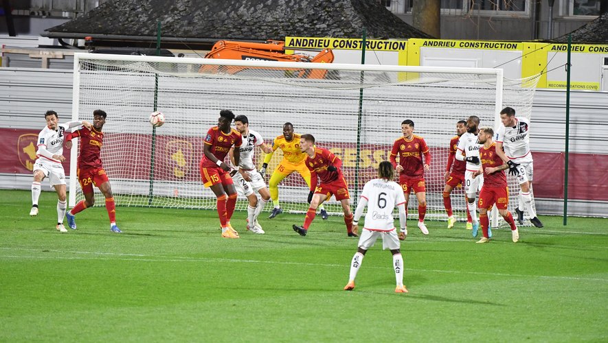 La saison passée, le Raf s'était incliné 2-1 à l'aller et avait fait match nul 1-1 au retour contre Guingamp, à domicile.