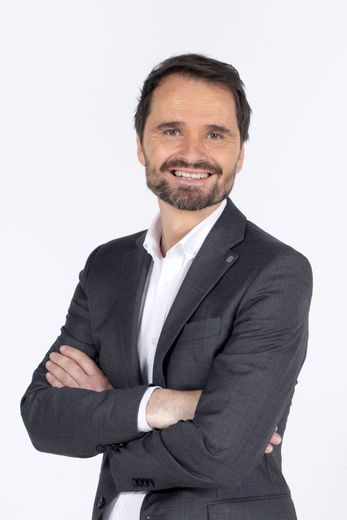 Xavier Giraudon, journaliste à Canal +, commentateur de football et de la D1. 
