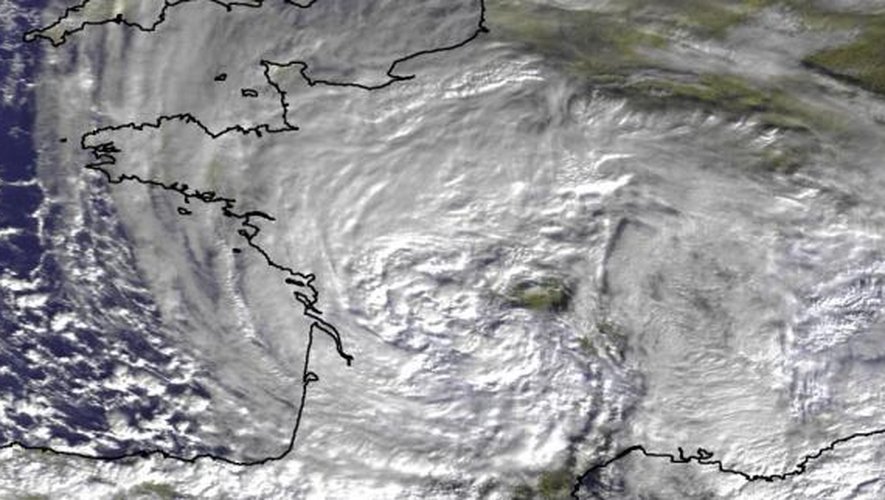 Selon les critères d’identification des tempêtes établis par Météo France, chaque année, en moyenne, neuf tempêtes affectent l’Hexagone.