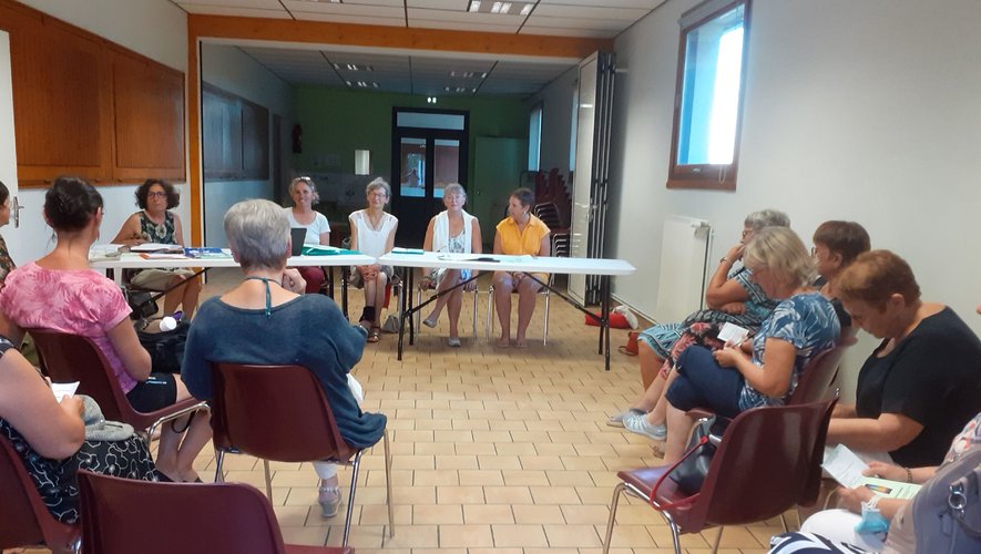 Les adhérentes du club en assemblée générale à Ceignac