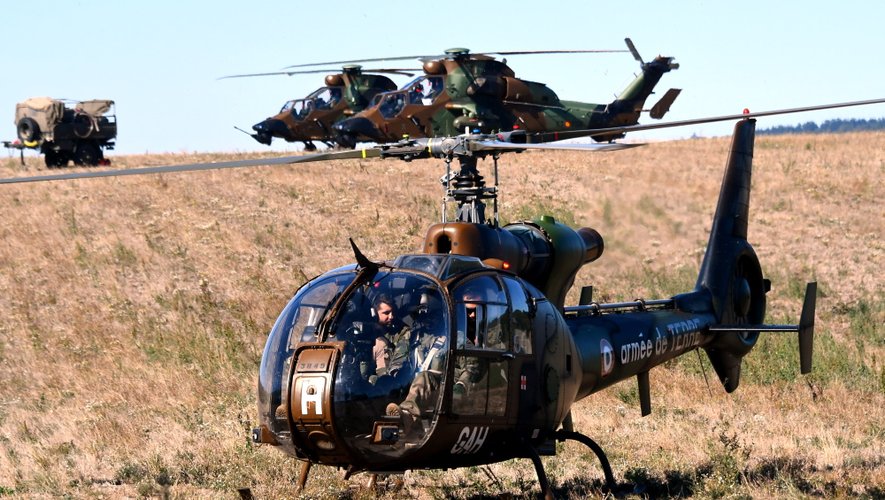 Trente hélicoptères sont engagés sur cet exercice militaire de grande ampleur.