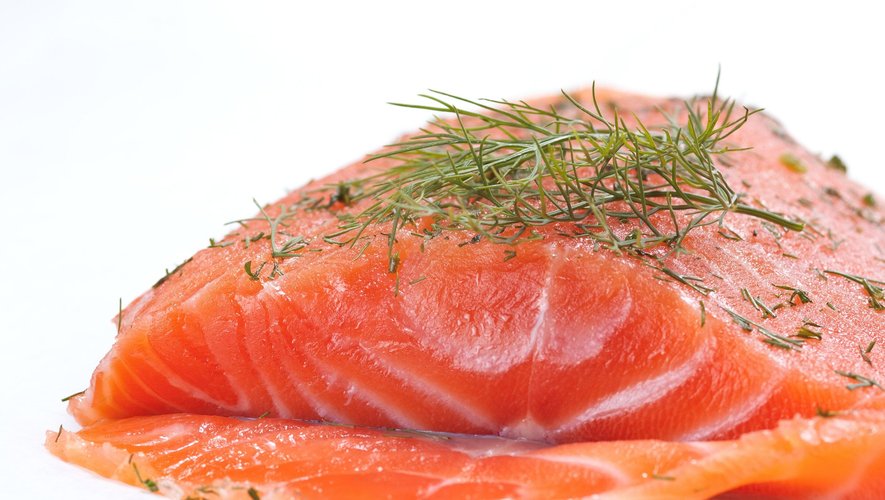Le saumon gravlax repose sur le principe d'une cuisson au sel