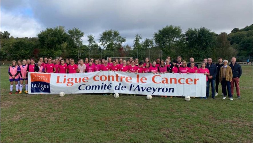 Les féminines engagées dans la lutte contre le cancer.