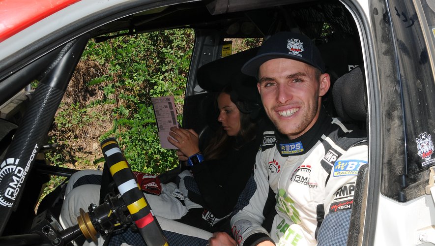Mathieu Franceschi et sa copilote Lucie Baud peuvent décrocher le titre de champions de France des rallyes Terre, ce week-end des 8 et 9 octobre aux Cardabelles.