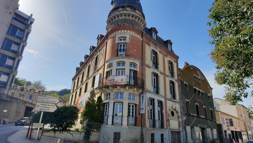 L’hôtel de France, l’un des bâtiments emblématiques de Decazeville.