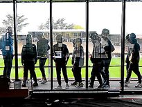 Des coulisses du bâtiment au plus près de la pelouse, cetet année.