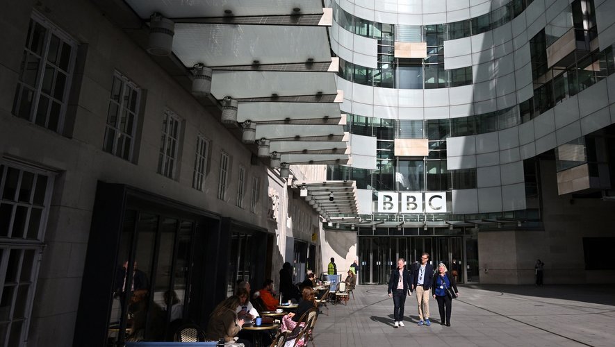 L'influence de la BBC dépasse largement les frontières de son pays natal. Elle atteint une audience mondiale de 492 millions de personnes par semaine