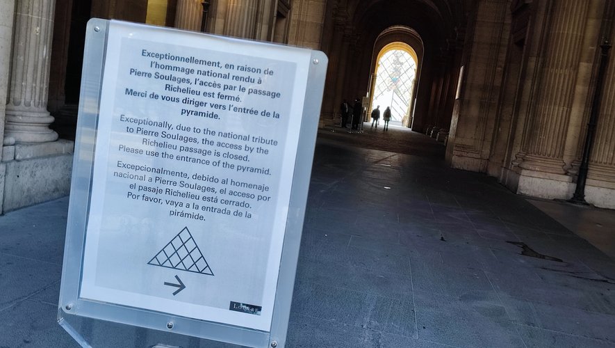 L'hommage à Pierre Soulages se déroulé au Louvre ce mercredi 2 novembre.