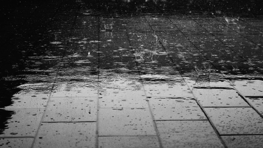 De fortes pluies et orages sont attendues dans l'Est de l'Occitanie ce lundi matin.