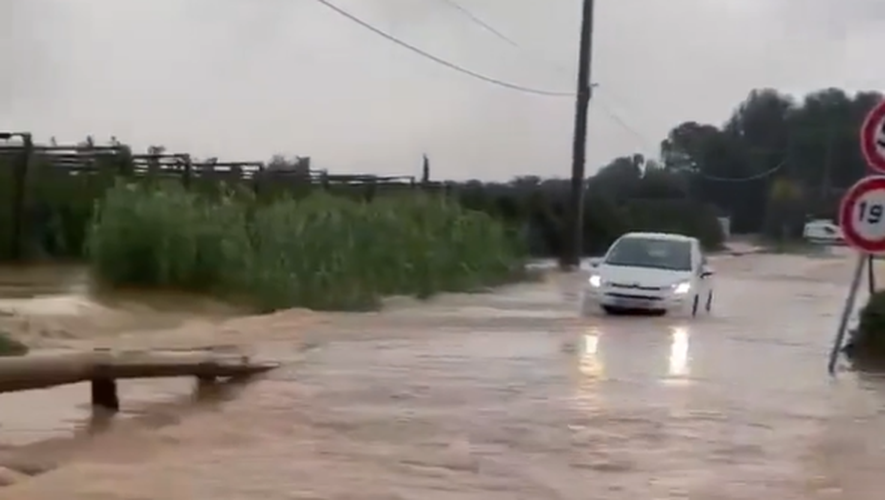 Plusieurs communes et autoroutes autour de Montpellier sont inondées ce lundi.
