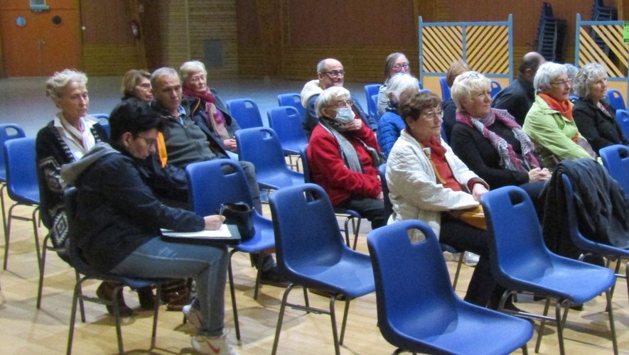 Cette conférence s’est terminée par un débat auquel l’assistance a participé.