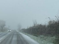 Prudence sur les routes avec du brouillard localisé ce dimanche 4 décembre et des plaques de verglas localisées dans le Nord-Aveyron.