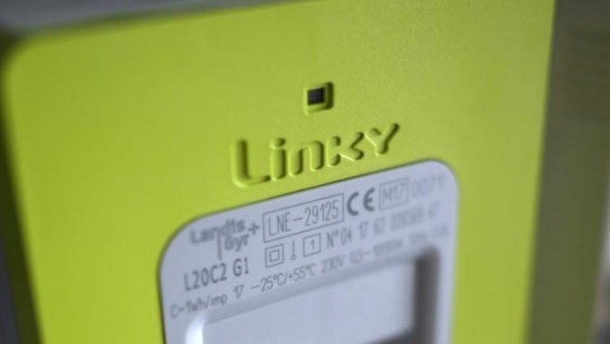 Les clients qui n'auront pas envoyé leur index de consommation une fois par an paieront 50 € de plus par an sur leur facture jusqu'à ce que l'ancien compteur électrique de leur logement soit remplacé par un compteur Linky.