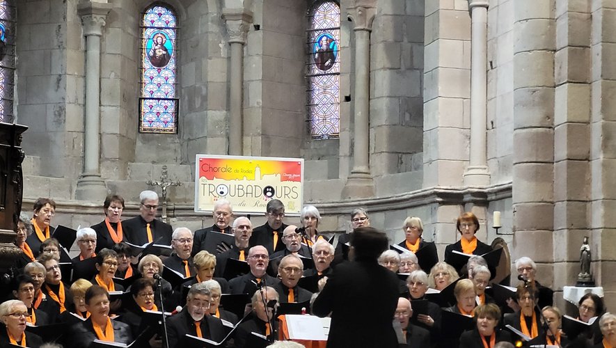 Les Troubadours du Rouergueen concert en l’église du village.