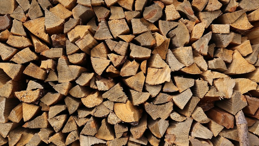 Après le chauffage au fioul, les consommateurs se chauffant au bois vont bénéficier aussi d'un coup de pouce.
