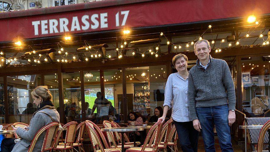 Marie et Laurent Madaule ne manquent pas  de projet pour Terrasse 17, leur vaste brasserie du quartier des Batignolles, qu’ils ont rachetée  en 2017.