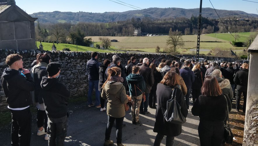 À Flagnac, plus de 400 personnes avaient rendu un dernier hommage à Mélodie Cauffet, le 26 février 2022.