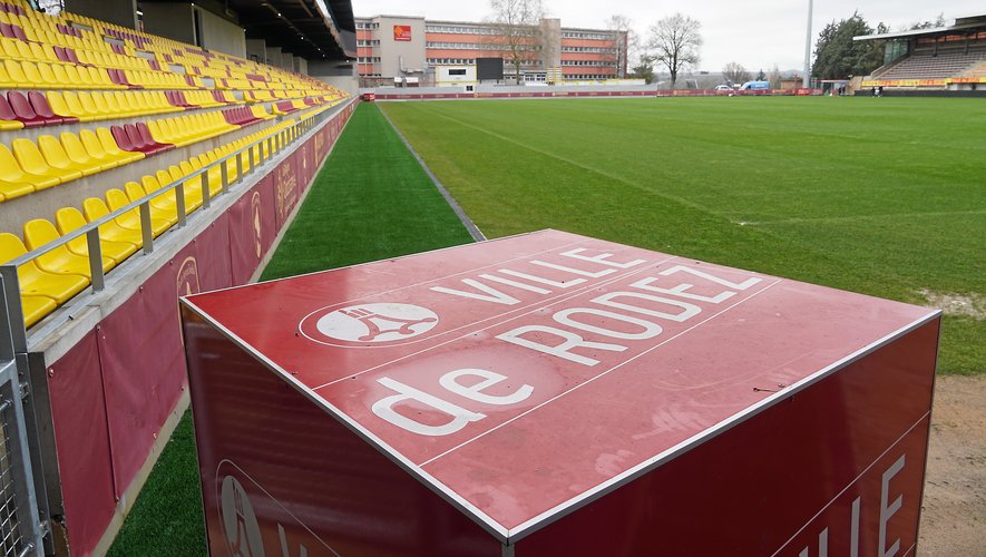 Stade Rodez Football : nouvelle ambiance musicale, show pyrotechnique... Rodez va ...