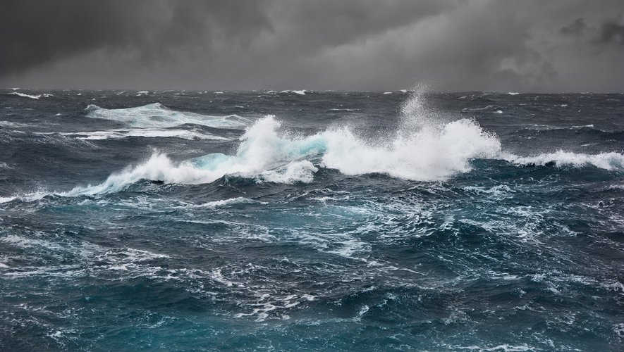 Des chercheurs américains ont mis au point un système qui pourrait permettre de récupérer la vapeur d'eau océanique pour la transformer en eau potable.