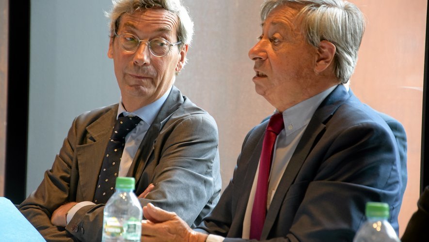 Etienne Guyot (à droite) était venu à Rodez en août 2019 nommer Alfred Pacquement  président du conseil d’administration de l’établissement public de coopération culturelle (EPCC) du musée Soulages.