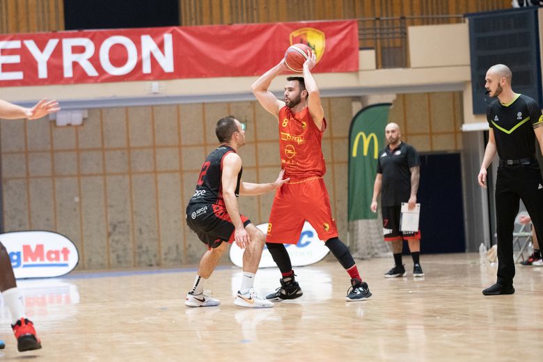 Les basketteurs ruthénois se sont imposés 87-72 contre Castelnau, samedi 14 janvier.