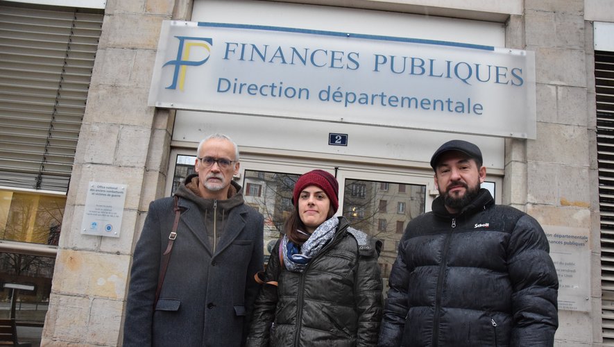 Jean-Claude Vernières, Virginie Quinet-Cathala et Ludovic Declos, du syndicat Solidaires.
