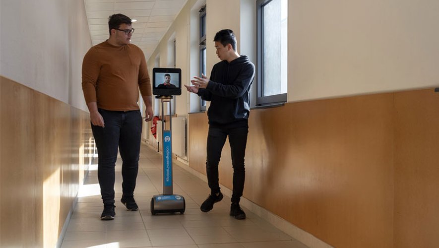 Awabot favorise l’inclusion grâce à ses robots de télé-présence 