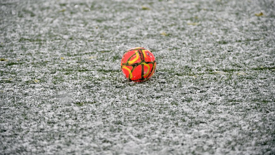 Les matches de foot départementaux du week-end sont reportés.