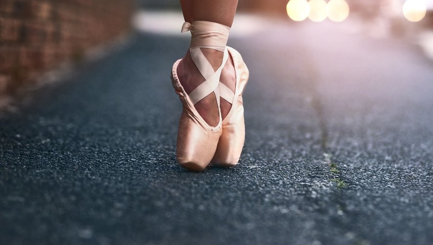 Les ballerines s'imposent comme les chaussures incontournables de l'année 2023.