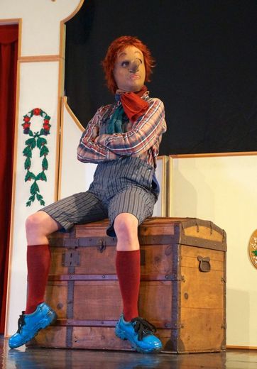 Pinocchio sur la scène du théâtre municipal