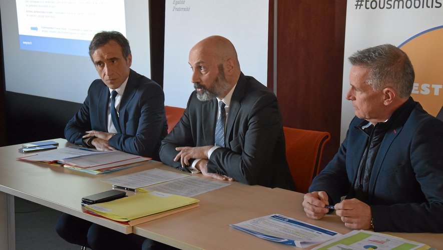 Le dispositif a été présenté par le préfet de l’Aveyron, Charles Giusti, Arnaud Viala, président du département et Jean-Philippe Sadoul, vice-président du département en charge des solidarités.