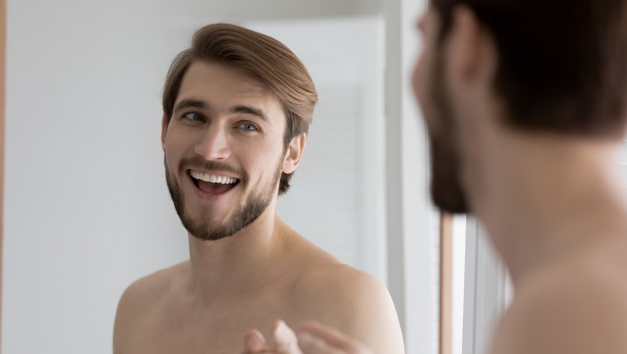 Les hommes consacreraient en moyenne 3,6 heures par jour à améliorer leur apparence physique, révèle une étude.