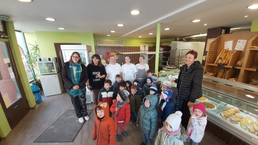 Les enfants sont allés à la rencontre et à la découverte de la boulangerie Albinet.