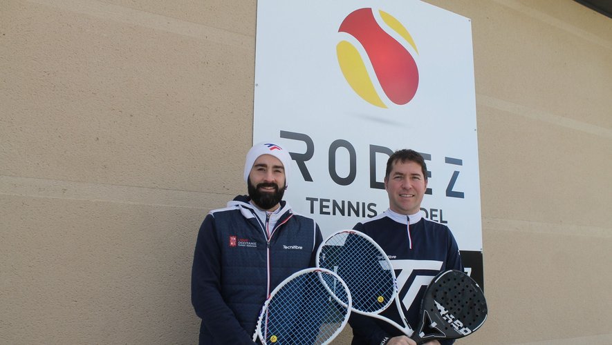 Alexandre Solinhac aux côtés de Mathieu Mazuel, tous les deux entraîneurs au Rodez tennis padel.