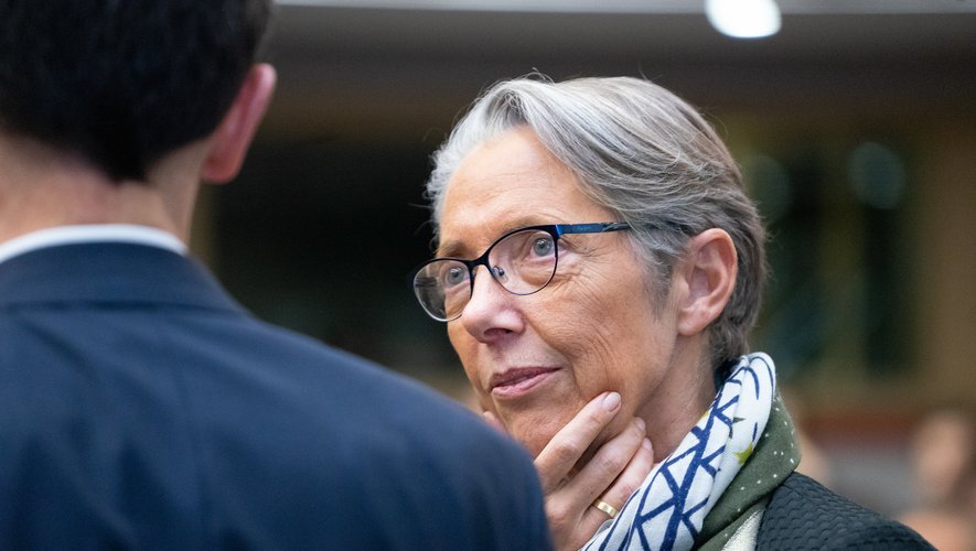 Elisabeth Borne, qui a employé le 49.3 à 11 reprises, a évoqué l'avenir de l'article très controversé de la Constitution.