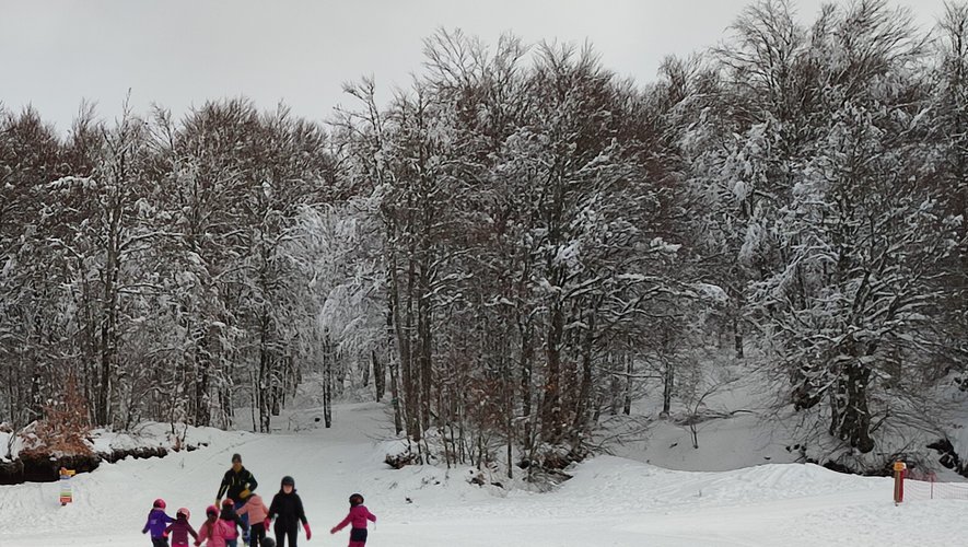 Les élèves de l’école au ski à Brameloup