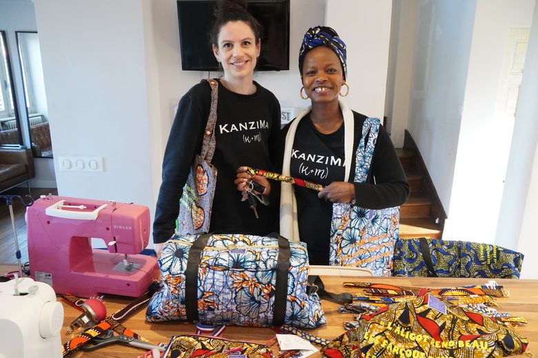 Les deux jeunes femmes ont des liens très forts avec l'Afrique.