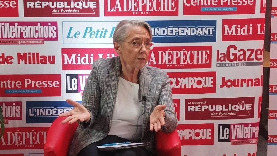Elisabeth Borne est face aux lecteurs de Centre Presse Aveyron ce vendredi.