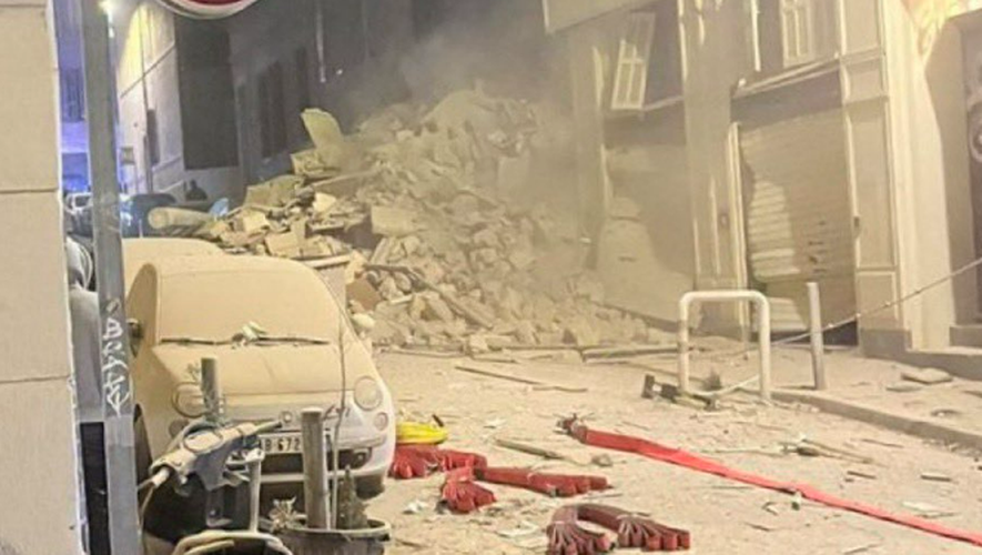 Dans le 5e arrondissement de Marseille, un immeuble de quatre étages s'est effondré dans la nuit.