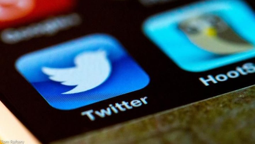 De nombreux comptes Twitter ont perdu leur badge bleu, depuis jeudi 20 avril 2023.