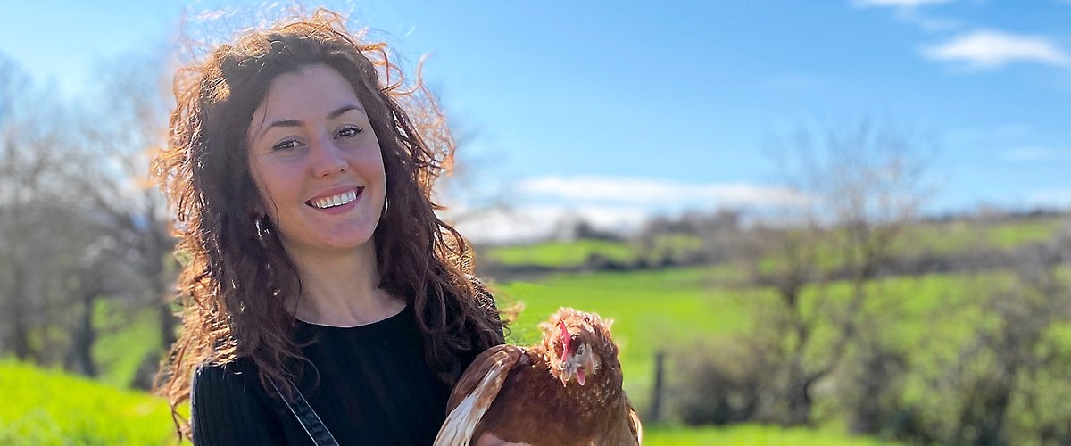 Aveyron : à Saint-Saturnin-de-Lenne, chez pépé Joseph, les œufs en or de Delphine Chassaly