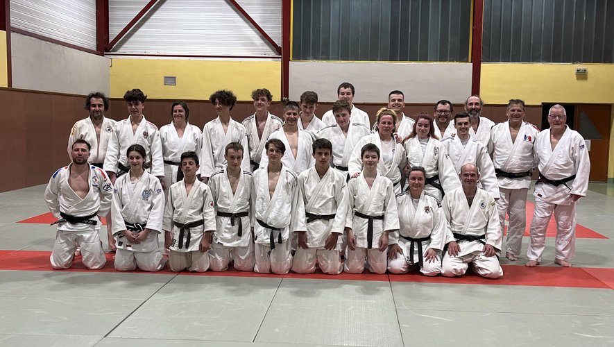 Judokas villefranchois  et tarnais réunis.