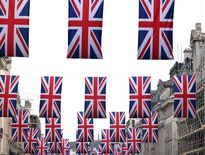 Londres se préparer à célébrer un nouveau monarque depuis 70 ans.