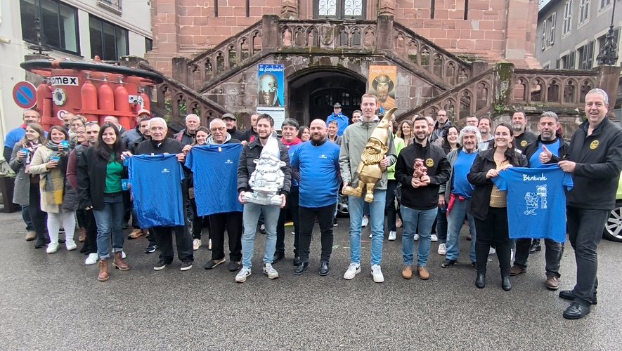 Les partenaires Allianz et OCD et Philippe Cabrolier, président de l’association "les souvenirs de Nestor" ont présenté les Nestor d’or, d’argent et de bronze destinés aux bandas gagnantes du grand concours qui se tiendra le samedi 3 juin dans la soirée.