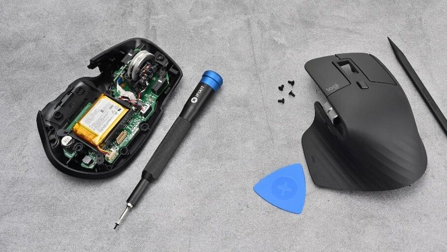 iFixit va bientôt proposer des kits de réparation dédiés aux souris Logitech.