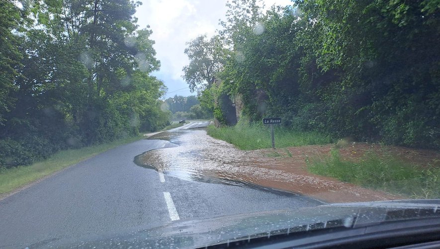 De fortes pluies sont tombées aussi sur le secteur de Saint-Laurent-d'Olt.