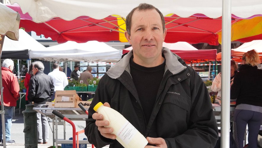 Jérôme Ratier annonce la production prochaine de yaourt à base de lait fermier.